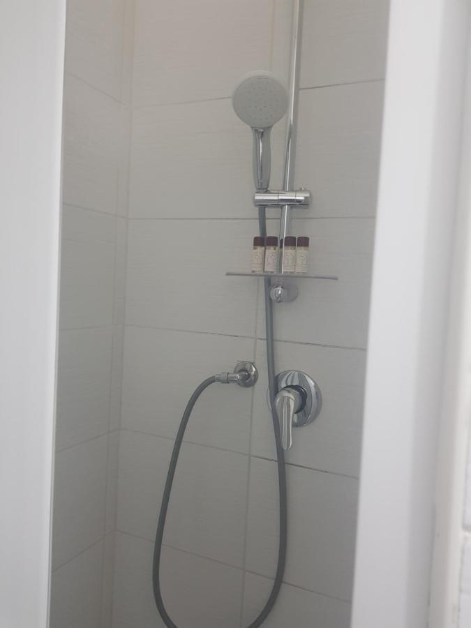 B&B In Centro 33 ซาแลร์โน ภายนอก รูปภาพ
